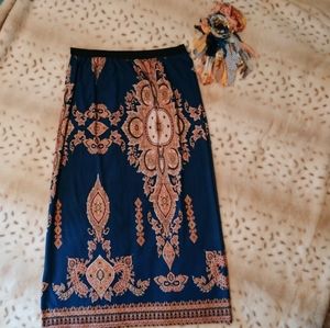 Skirt and flower pin